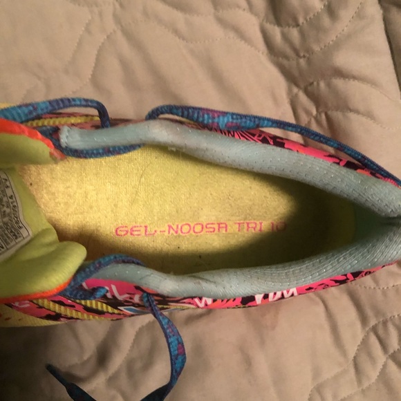 ASICS GEL NOOSA TRI 10 PINK YELLOW TURQUOISE WOMEN’s RUNNING SHOE - Picture 3 of 9